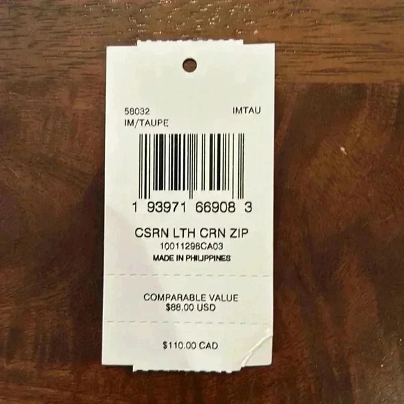 Authentic Coach Taupe Neutral Wristlet NWT - Picture 10 of 11